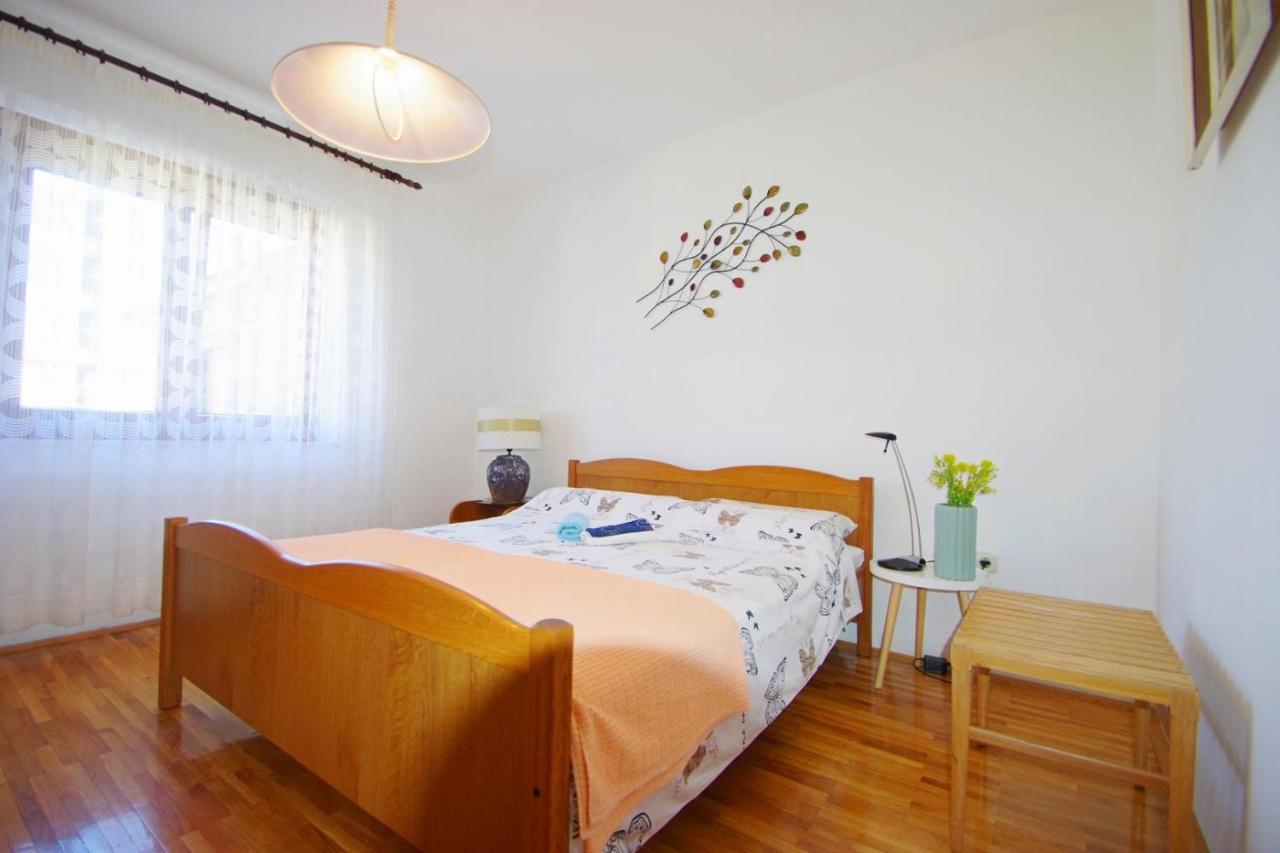 Apartment Ana Пула Экстерьер фото