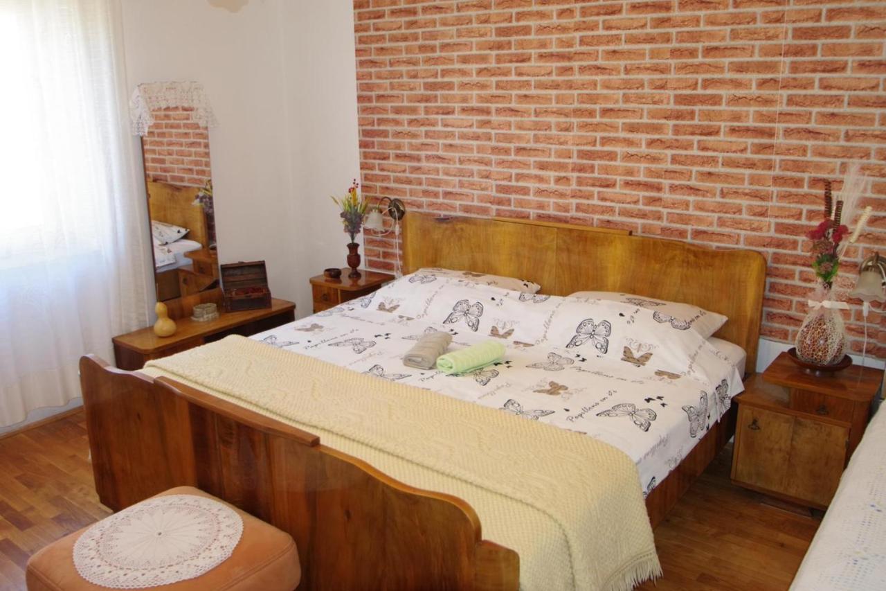 Apartment Ana Пула Экстерьер фото
