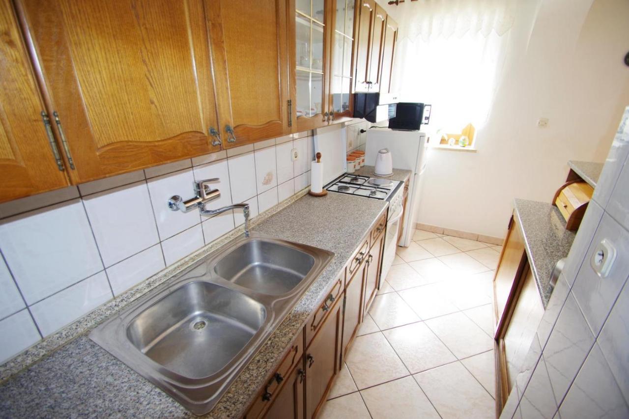 Apartment Ana Пула Экстерьер фото